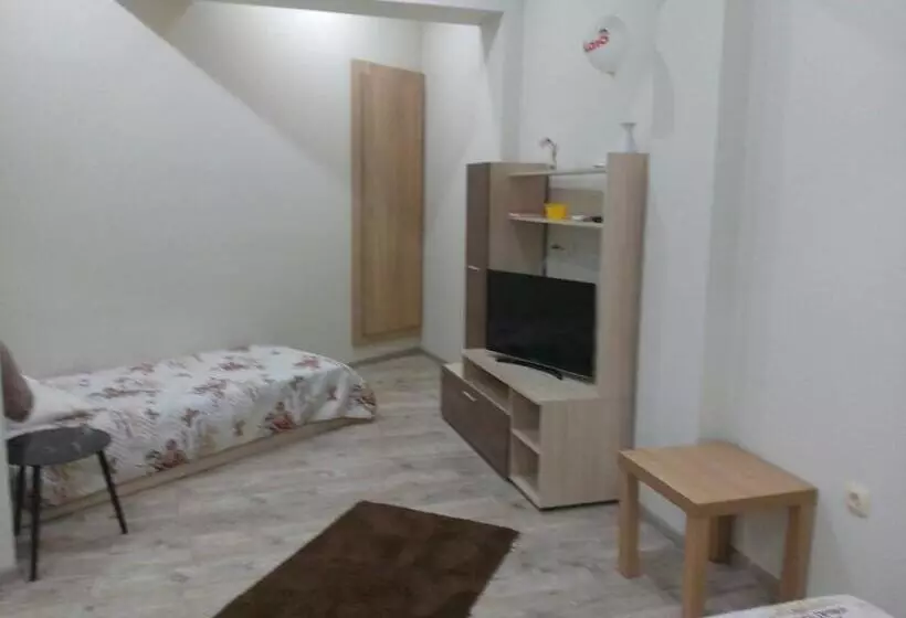 پانسیون Guest Rooms Super Center Plovdiv Perfect Location