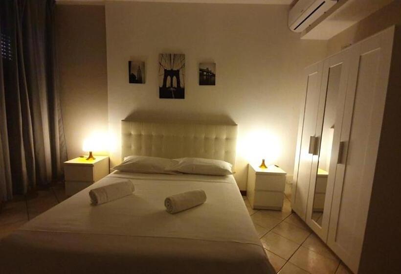 پانسیون Nirvana House Pisa