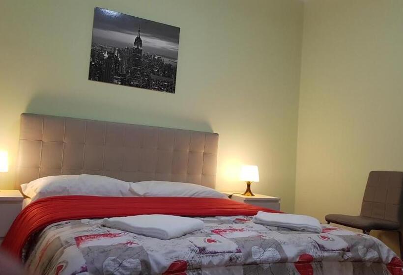 پانسیون Nirvana House Pisa