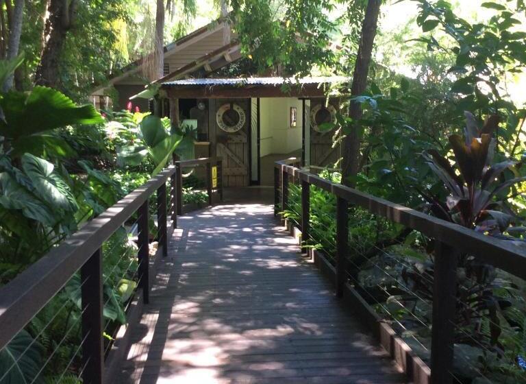 Sonia S At Ramada Resort Free Wifi & Netflix