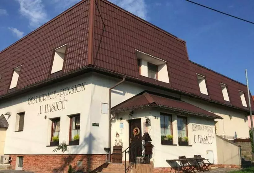 ホテル Apartmán U Hasičů