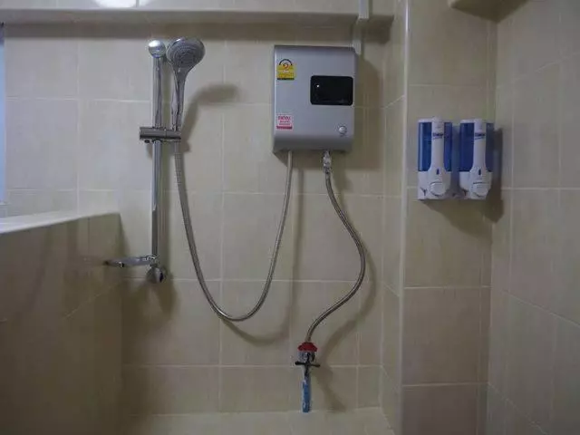 Hotelli Zone Stations  That Phanom