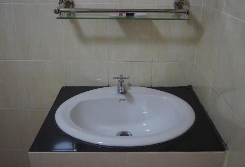 Hotel Zone Stations  That Phanom