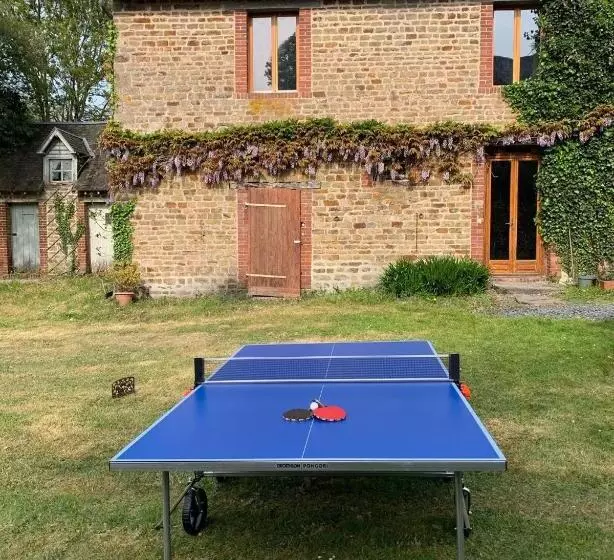 Les Rouges Terres Gites   La Vieille Grange