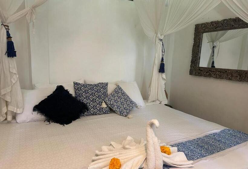 پانسیون Sannyas Boutique