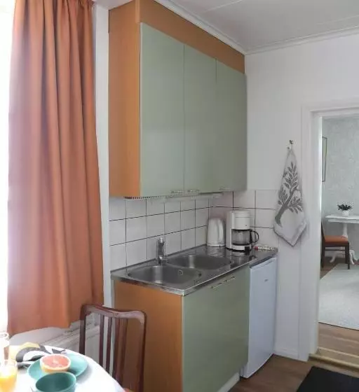 Putkisalon Kartano Hellahuoneisto