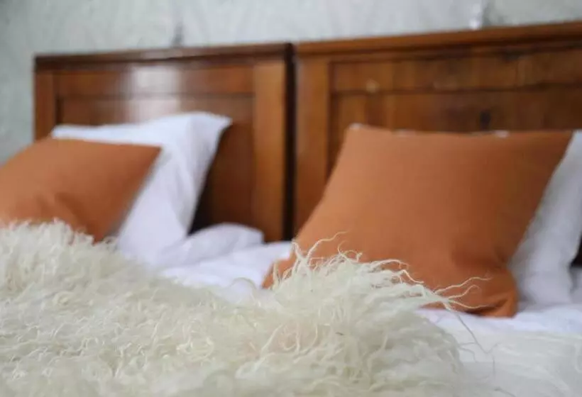 Putkisalon Kartano Hellahuoneisto