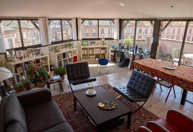 Aamiaismajoitus (B&B) Chambre D Elvire