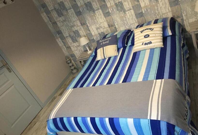 민박 Les Chambres Du Roc