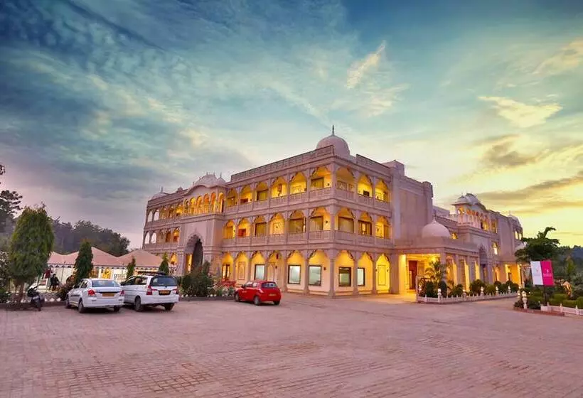 酒店 Ranthambore Regency