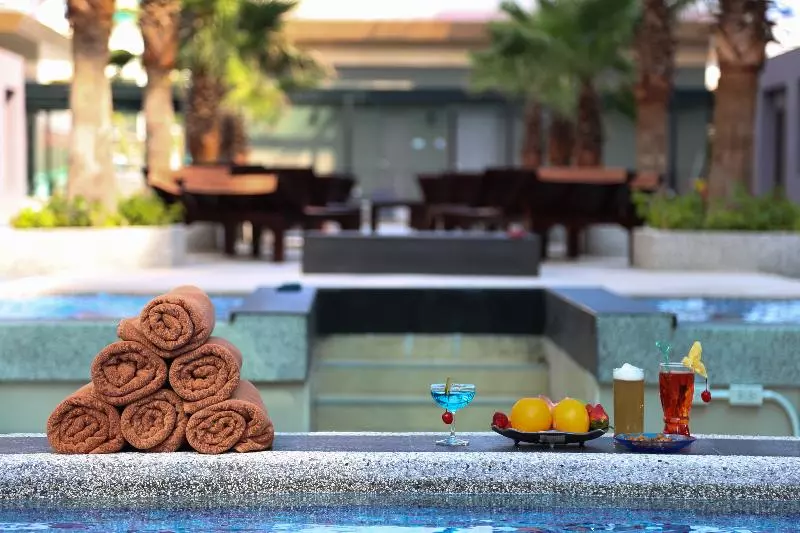 هتل Woraburi Pattaya Resort & Spa