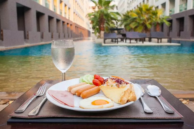 هتل Woraburi Pattaya Resort & Spa