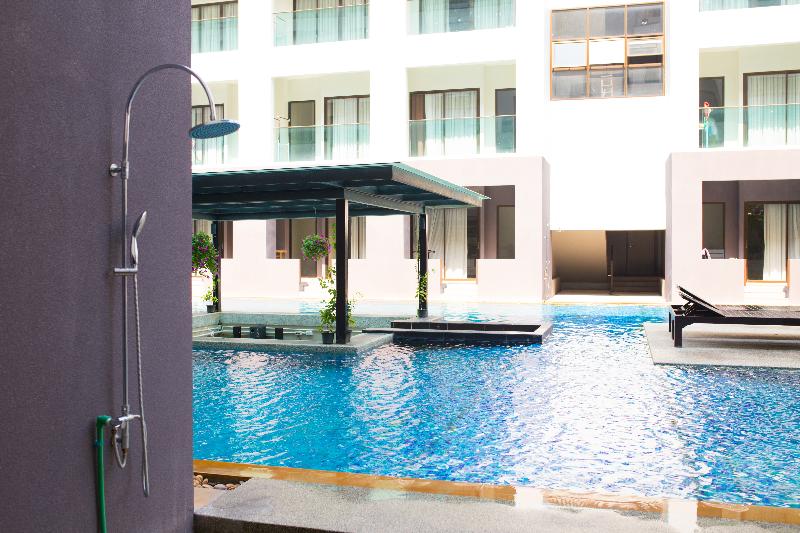 Отель Woraburi Pattaya Resort & Spa