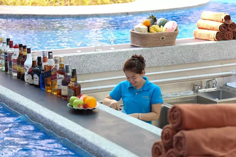 هتل Woraburi Pattaya Resort & Spa