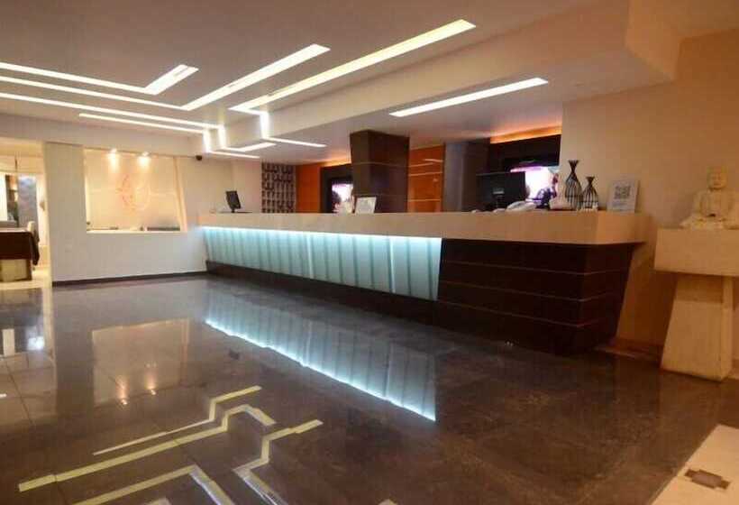 Santa Cecilia Resort & Spa I