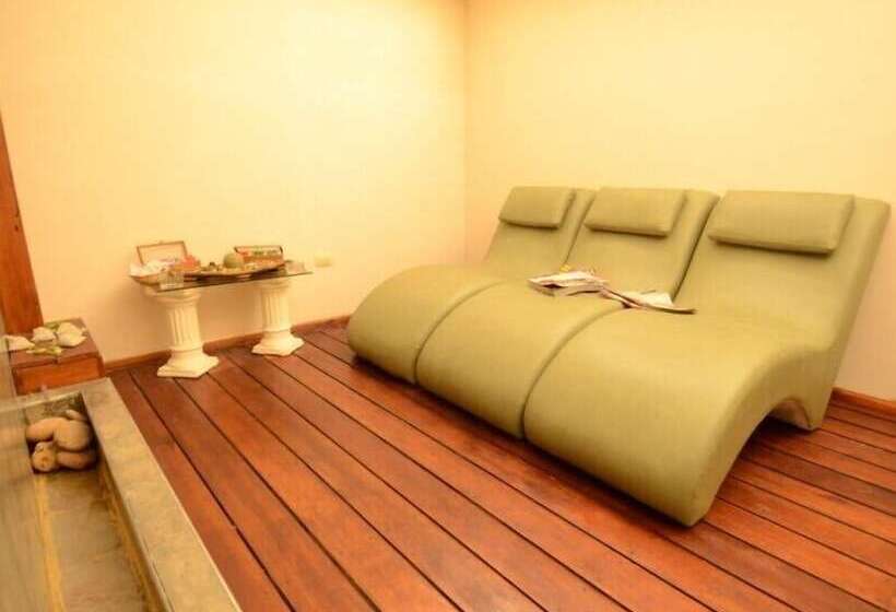 Santa Cecilia Resort & Spa I