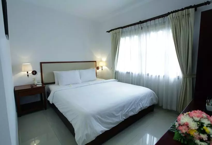 Sokhalay Angkor Inn