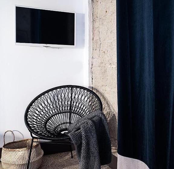 تختخواب و صبحانه Bb Casamatta