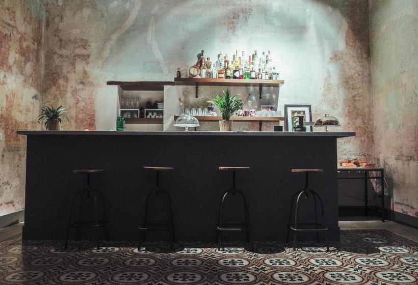 تختخواب و صبحانه Bb Casamatta