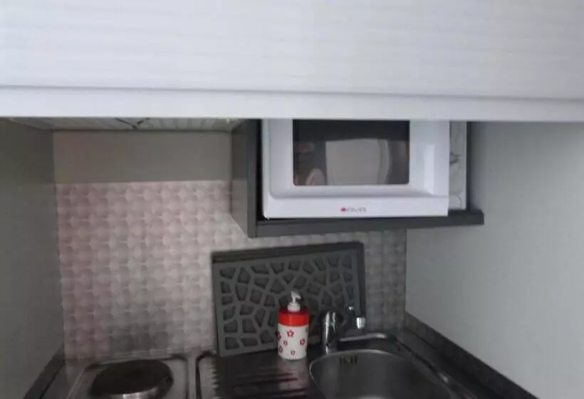 ベッドアンドブレックファースト Chambre D Hôtes La Grotte De Voltaire