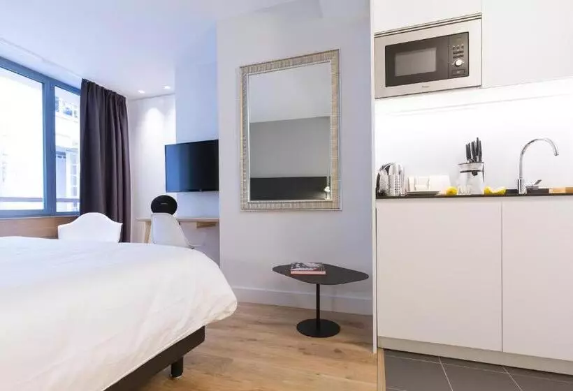 تختخواب و صبحانه Studio Luxe Hyper Centre Piscine