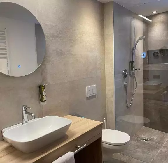 Hotelli Apart Pension Moos