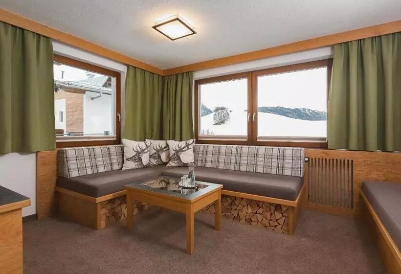 Hotelli Apart Pension Moos