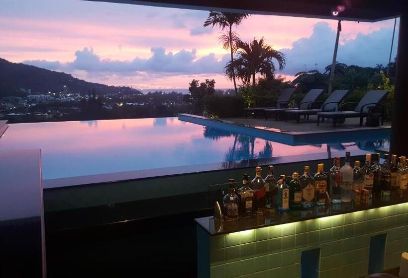 Hotelli Baan Chom View Kamala Sha Plus