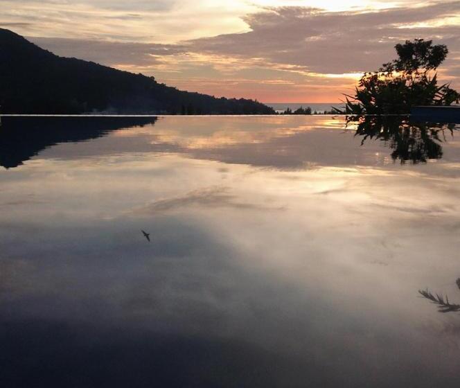 Hotelli Baan Chom View Kamala Sha Plus