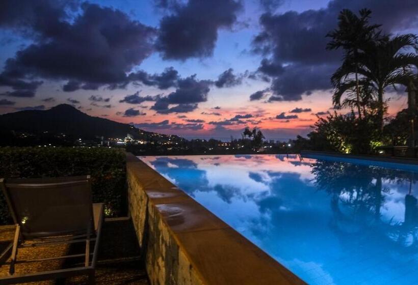 Hotelli Baan Chom View Kamala Sha Plus