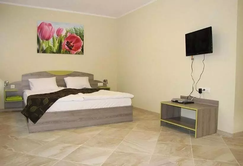 Majatalo къща за гости пролет