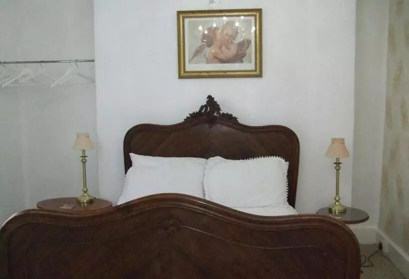 Majatalo Bluebells Guest House