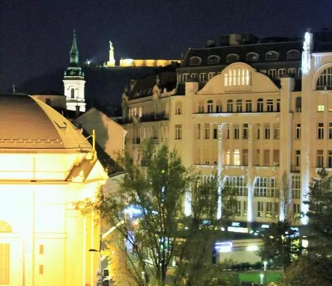 ペンション Lidi Guesthouse