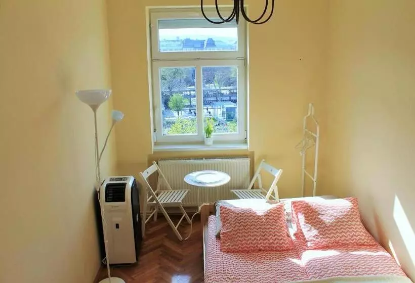 ペンション Lidi Guesthouse