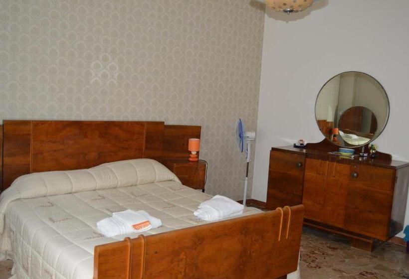 پانسیون ççç Matera Short Term Rooms ççç