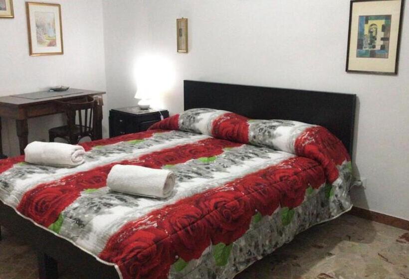 پانسیون ççç Matera Short Term Rooms ççç