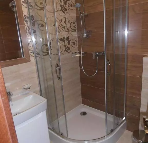 Majatalo Penzión Hučava