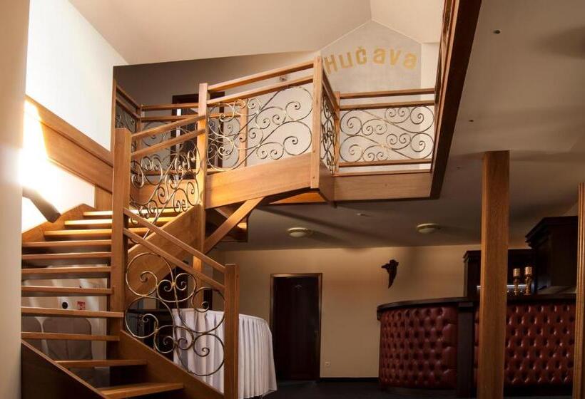 Пансион Penzión Hučava