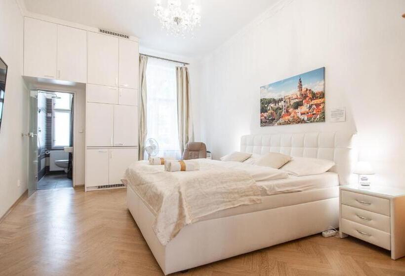 پانسیون Prague Palace   Wenceslas Square