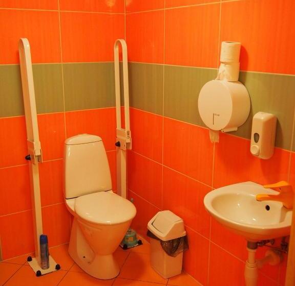 هاستل Dzīvokļi Dunikas Ielā 1