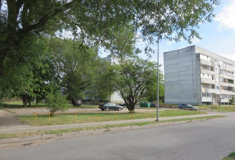 هاستل Dzīvokļi Dunikas Ielā 1