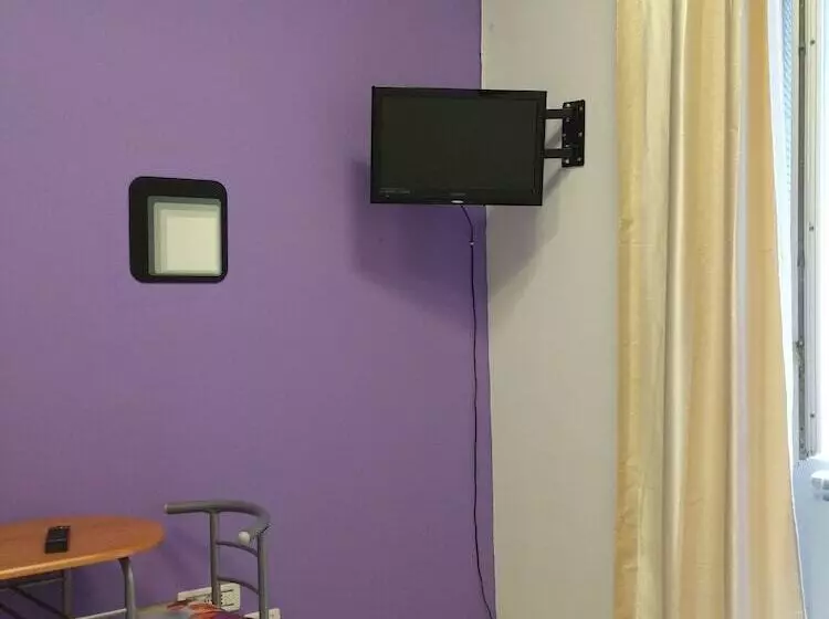 تختخواب و صبحانه Affittacamere Guerrero Rooms