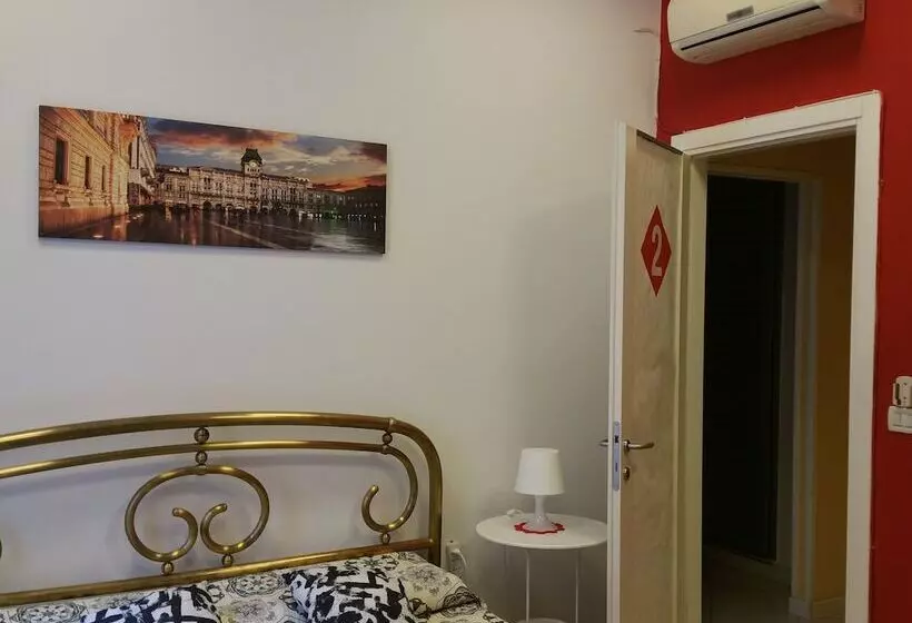 تختخواب و صبحانه Affittacamere Guerrero Rooms