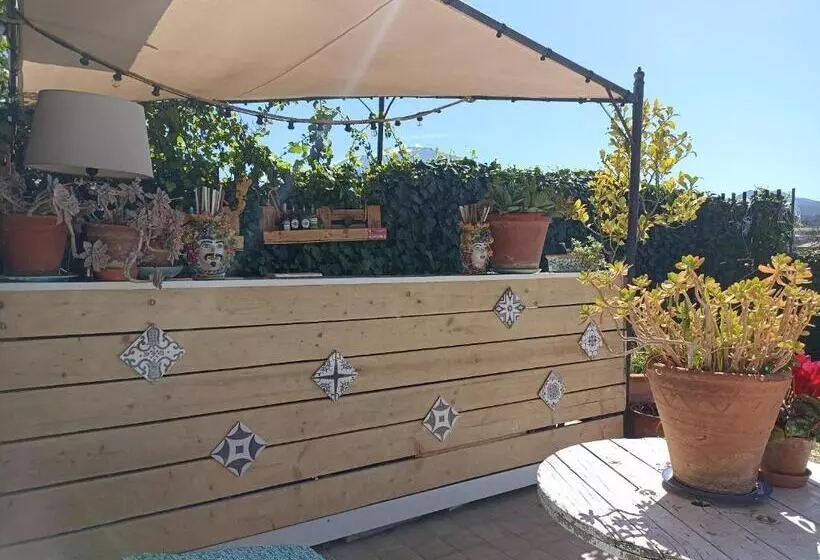 ベッドアンドブレックファースト Good Morning Etna