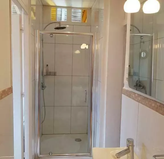 Aamiaismajoitus (B&B) Maison 225