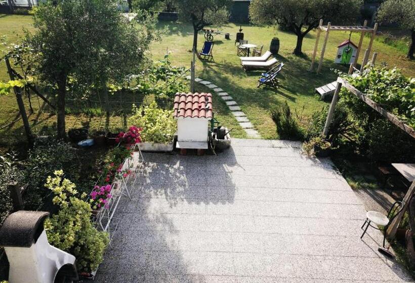 تختخواب و صبحانه Nonna Piera