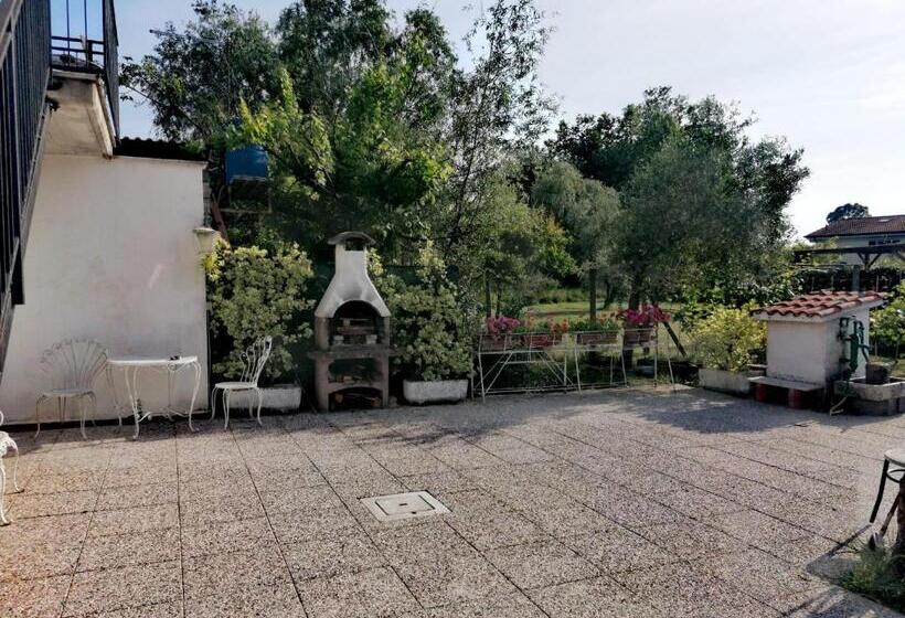 تختخواب و صبحانه Nonna Piera