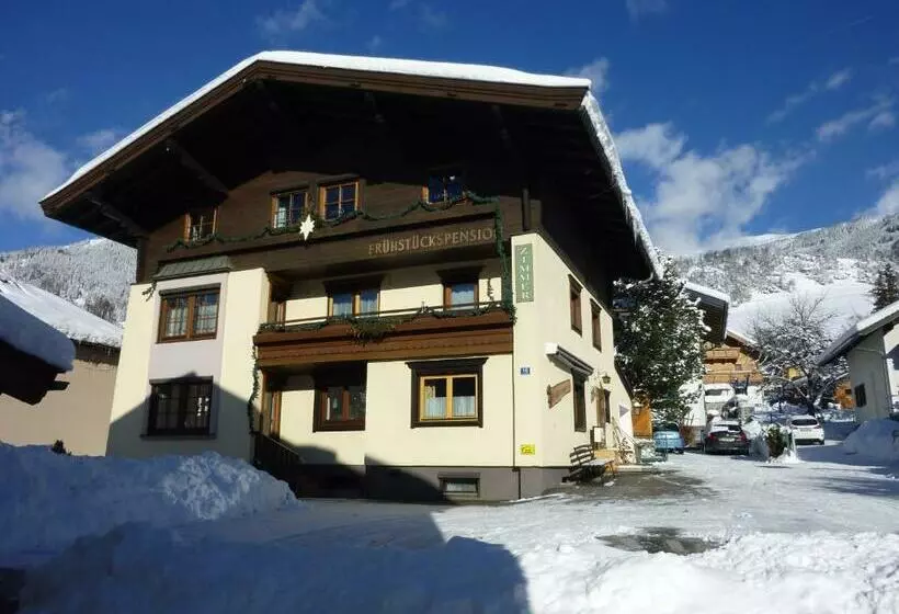 ベッドアンドブレックファースト Pension Zu Hause