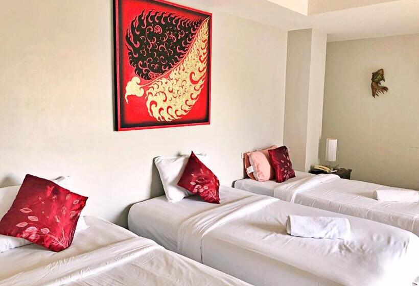 هتل Assasa Huahin