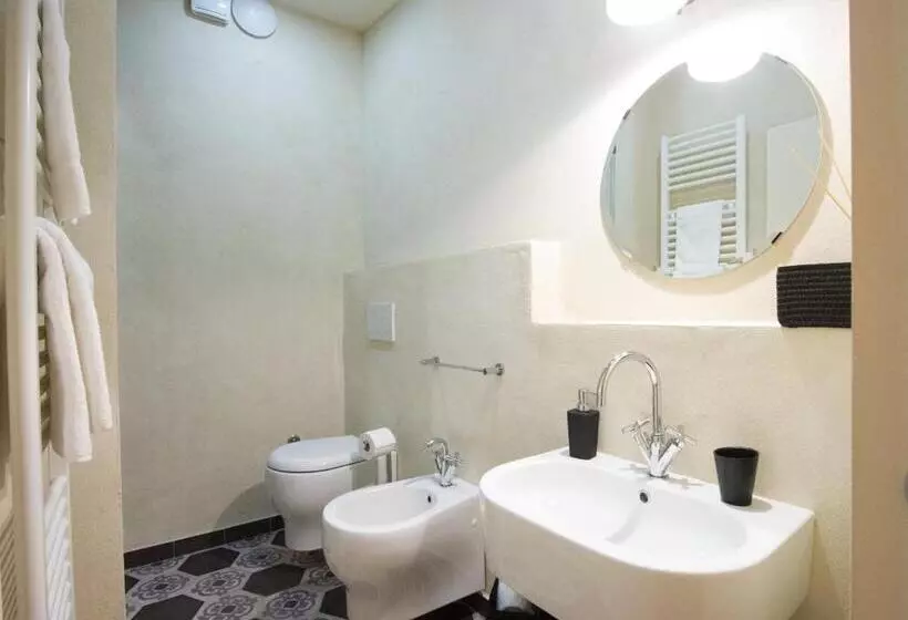 Il Piccolo Cavour Charming House B&b